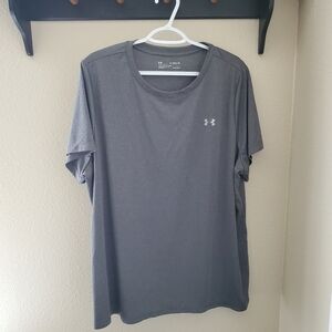 UA Heatgear tee